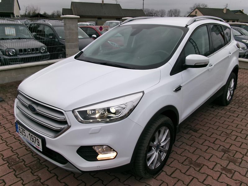 Ford Kuga (2019) 2,0TDCi TITANIUM Plus AWD ČR - fotka 1 z 39