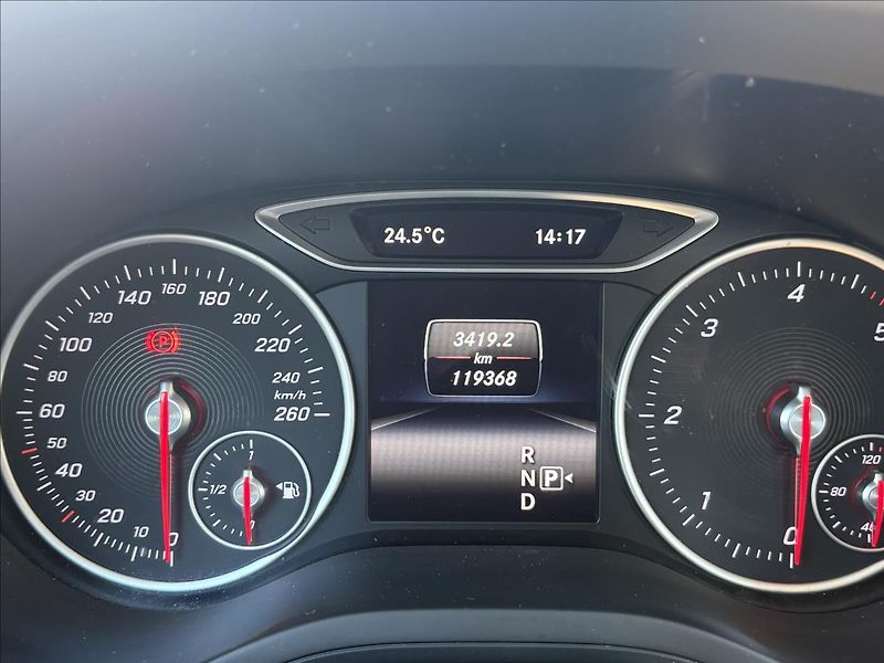 Mercedes-Benz Třídy B 2,2 CDI 100kW Led,Vada motoru! - fotka 19 z 30