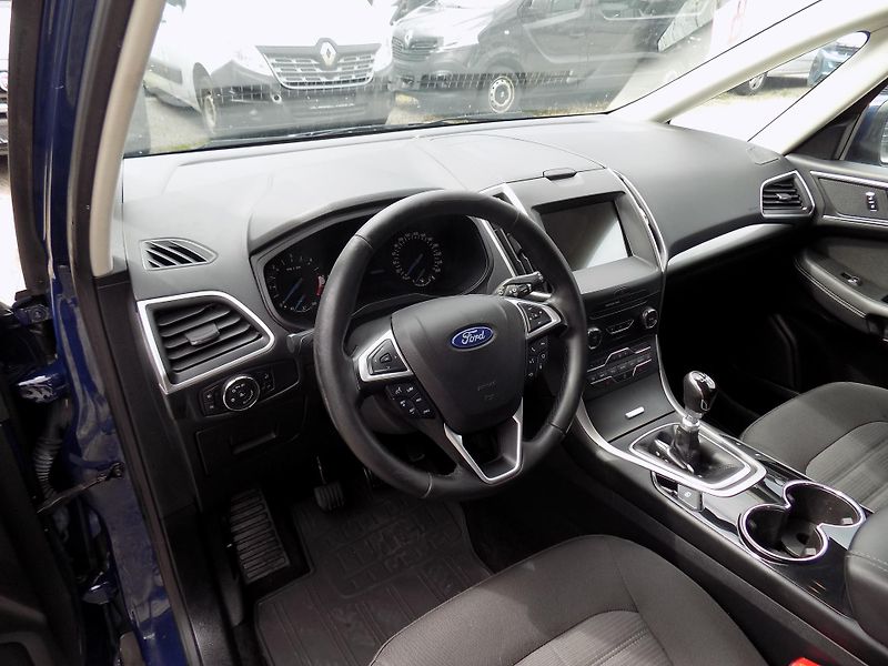 Ford Galaxy 2,0 TDCI 132 KW NAVI 7 MÍST - fotka 22 z 50