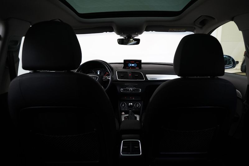 Audi Q3 - fotka 27 z 29