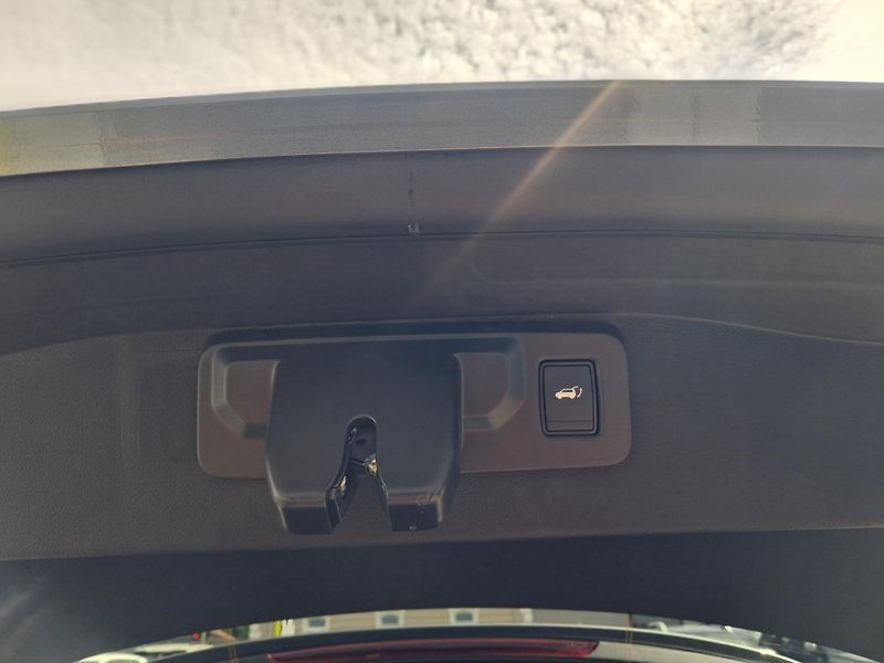 Renault Austral (2026) techno mild hybrid 150 auto - fotka 39 z 46