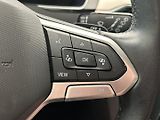 Volkswagen Passat Variant 2.0 TDI Elegance - náhled 24