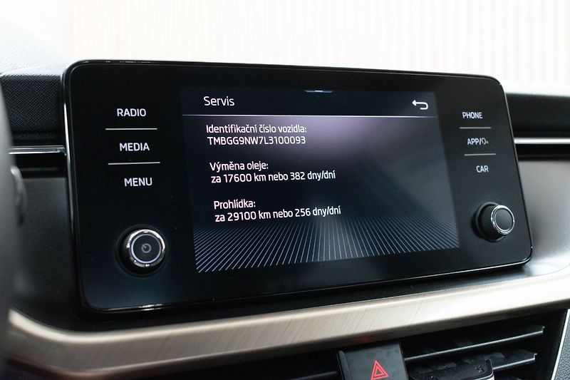 Škoda Kamiq 1.6 TDI STYLE*KESSY*ČR 1.MAJ - fotka 30 z 40
