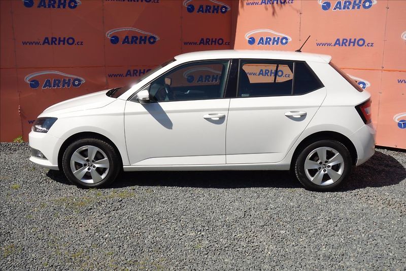 Škoda Fabia 1,2 TSi 81KW, ČR, DSG, STYLE. - fotka 4 z 33