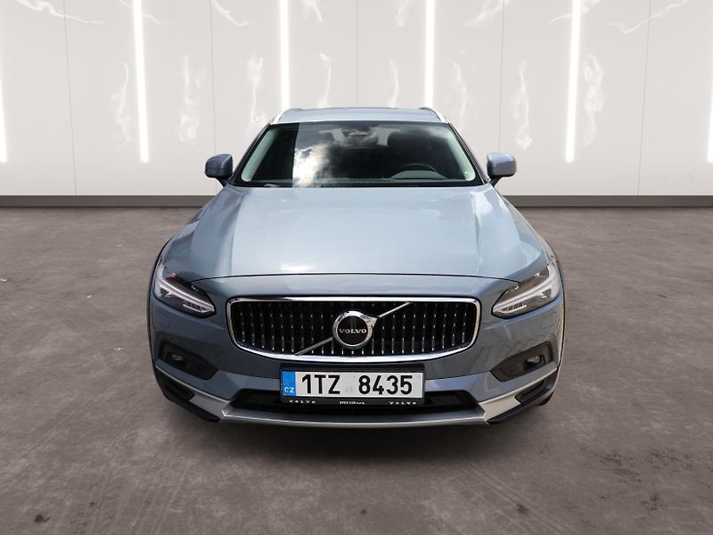 Volvo V90 (2021) Pro, B5 AWD mild hybrid - fotka 6 z 25
