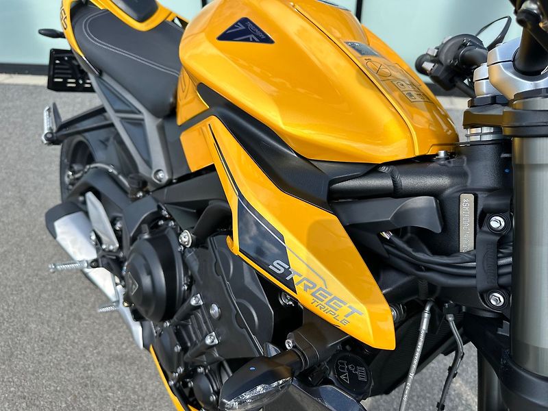 Triumph (2026) Street Triple 765 RS - fotka 8 z 12