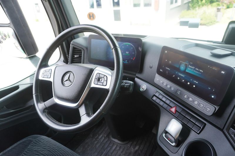 Mercedes-Benz Actros (2021) 1835 tractor unit / 90 tho. km - fotka 14 z 22