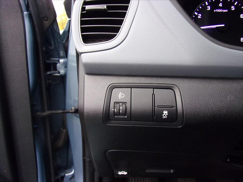 Hyundai i20 1,3 Classic - fotka 21 z 26