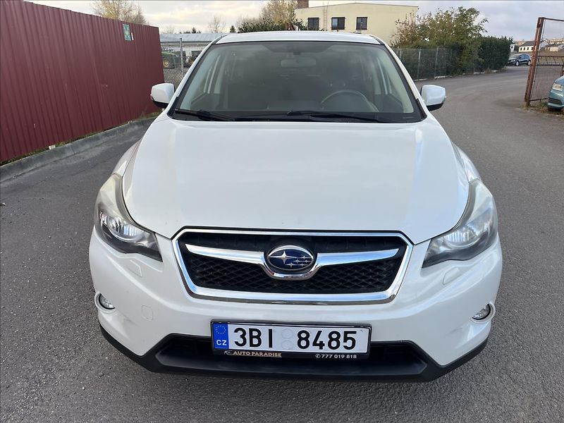 Subaru XV 2,0 D 4x4 108KW KAMERA SERVIS - fotka 2 z 44