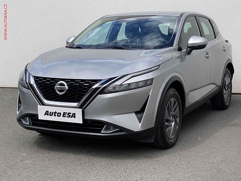 Nissan Qashqai (2021) 1.3 DIG-T, ČR, AT, LED - fotka 3 z 19