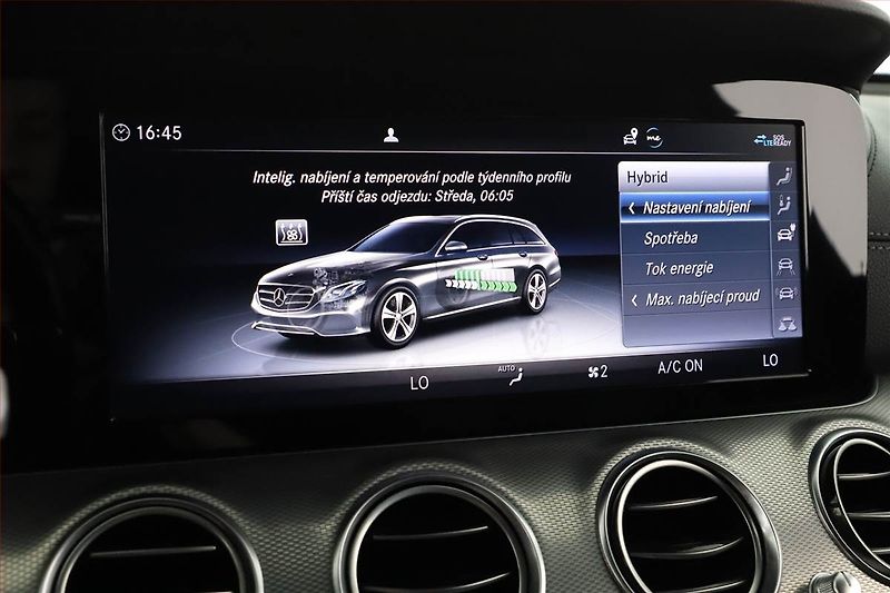 Mercedes-Benz Třídy E (2019) E 300 de - fotka 19 z 31