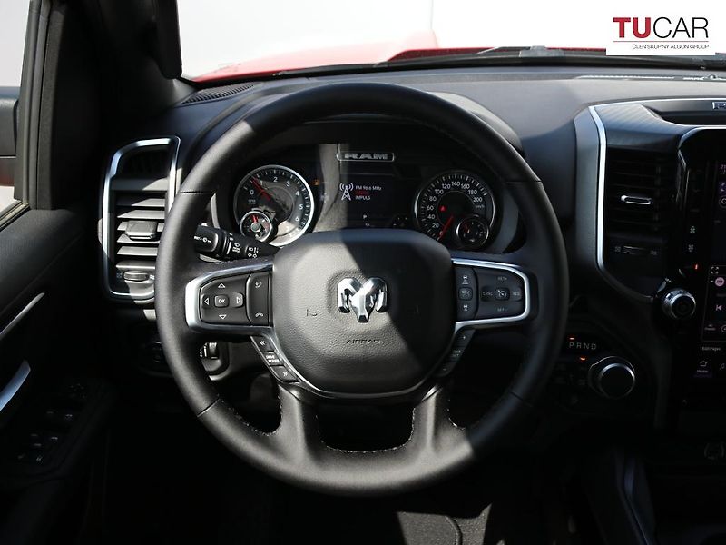 Dodge RAM (2025) 1500 BigHorn 3.0 TwinTurbo - fotka 16 z 41