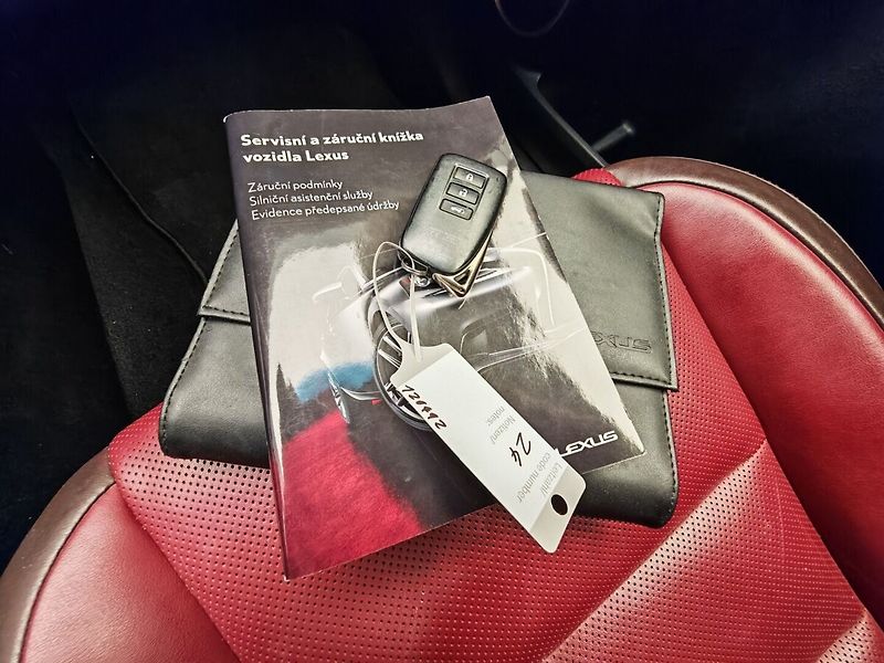 Lexus NX 300h 300h AWD PRESTIEGE SAFETY - fotka 43 z 43