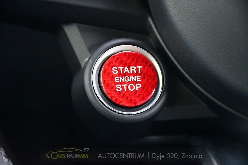 Alfa Romeo Stelvio 2.2 D154kW Veloce AT8-Q4 - fotka 32 z 56