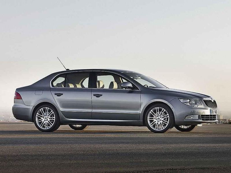 Škoda Superb první generace.