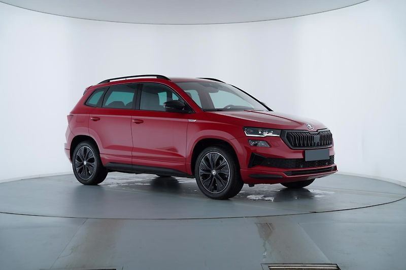 Škoda Karoq 2.0TSI 4x4 Sportline DCC Kůže - fotka 3 z 29