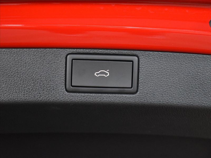 Škoda Scala 1,5 TSI Monte Carlo Tažné - fotka 11 z 28