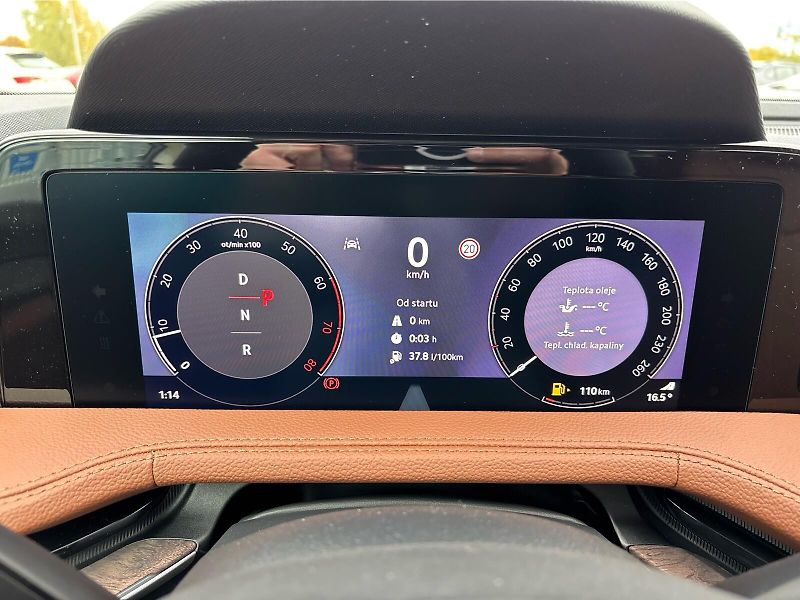 Škoda Superb 2,0 TSI 150 kW L&K DSG - fotka 13 z 30