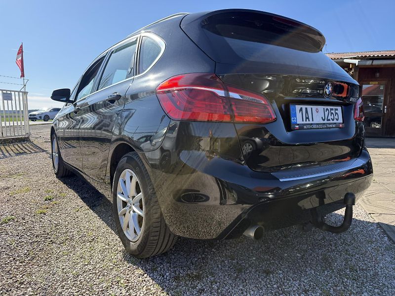 BMW Řada 2 (2015) 1.5 100kw spotřeba 4.9L2 - fotka 25 z 49