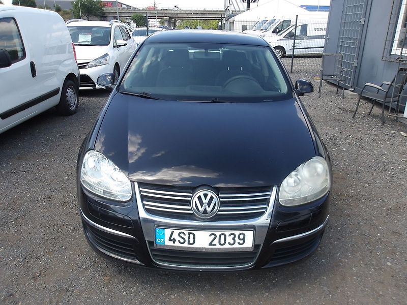 Volkswagen Jetta 1,9TDi77kW 2xkola!Po rozvodech - fotka 3 z 21