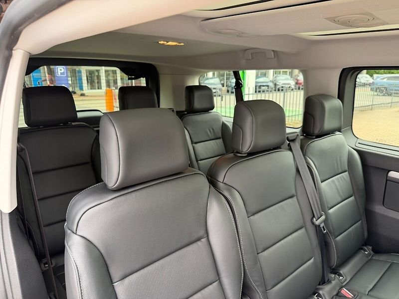 Toyota ProAce Verso L2 2.2D 6st MAN Family Executi - fotka 11 z 11
