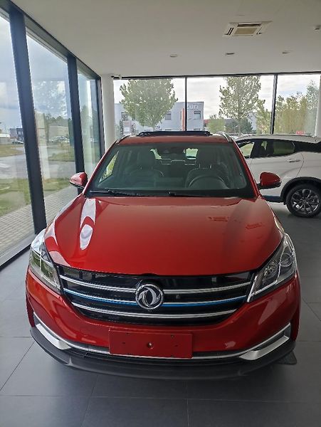 Dongfeng Seres 3 (2022) - fotka 2 z 8