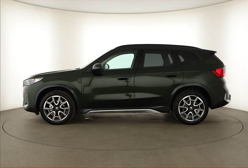 BMW X1 (2025) sDrive18i, XLine Edition - fotka 3 z 17