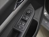 Volkswagen Golf 1,0 TSi 81kW Life ČR 73tkm. - náhled 17