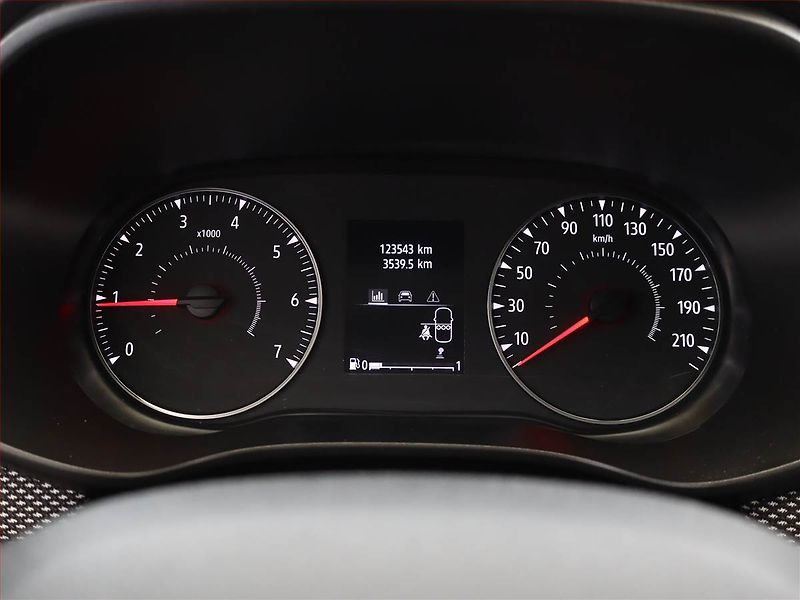 Dacia Jogger (2022) 1.0 TCe, LPG, 7 míst, Tempomat - fotka 9 z 16