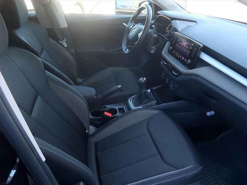 Škoda Fabia (2023) 1.0 TSI, Serv.kniha, Tempomat - fotka 9 z 16
