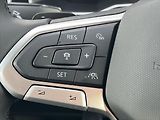 Volkswagen Polo 1,0 TSi 81kW 7DSG R-LINE - náhled 19