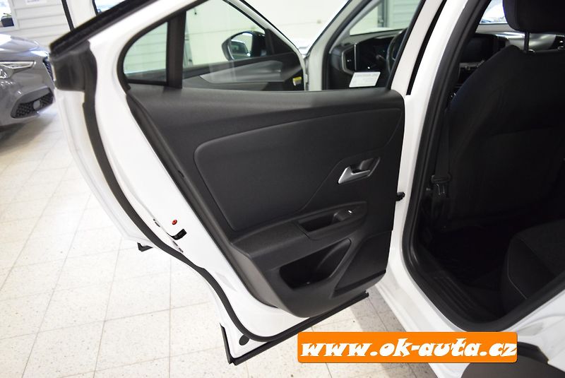 Opel Mokka 1.2 PT EDITION ČR 2023 - fotka 23 z 53