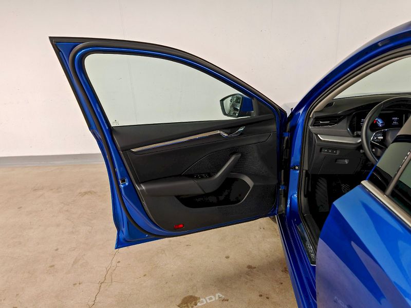 Škoda Octavia (2023) Combi 2.0 TDI 110 kW Style PLU - fotka 21 z 30