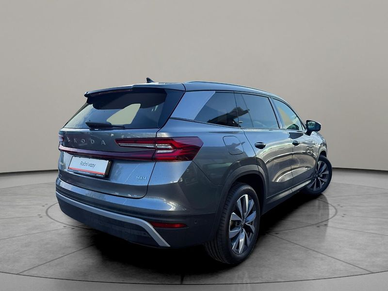 Škoda Kodiaq Exclusive Selection 2.0 TSI 15 - fotka 2 z 27