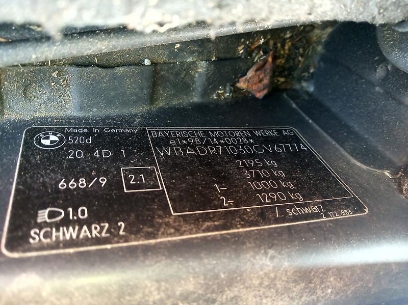 BMW Řada 5 520D E39 NÁHRADNÍ DÍLY - fotka 7 z 7
