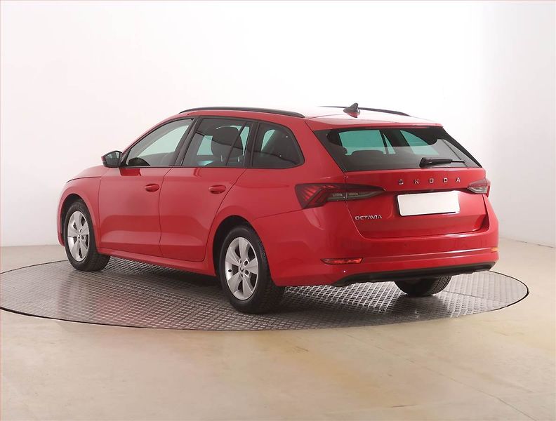 Škoda Octavia (2022) Style 2.0 TDI, Automat - fotka 4 z 22