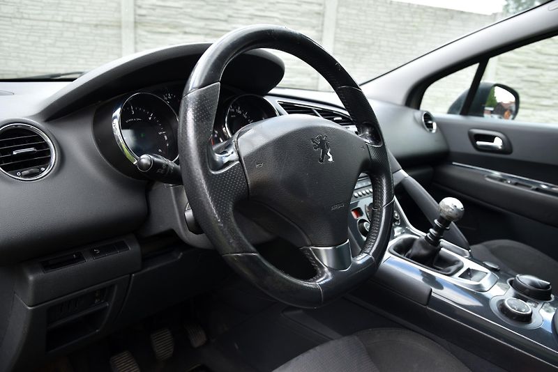 Peugeot 3008 2.0 HDi 6st,DKLIMA,TEMP,TZ,ALU - fotka 8 z 37