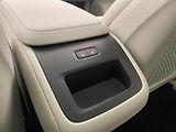 Volvo XC90 (2026) B5 AWD AUT BRIGHT PLUS 7míst - náhled 45
