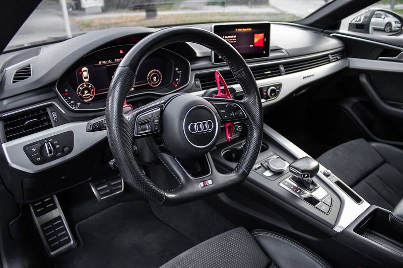 Audi A5 - fotka 12 z 27