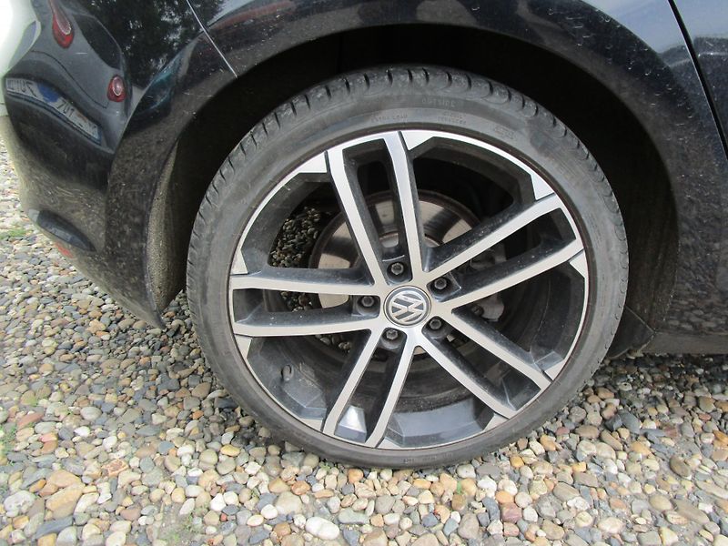 Volkswagen Golf - fotka 6 z 26
