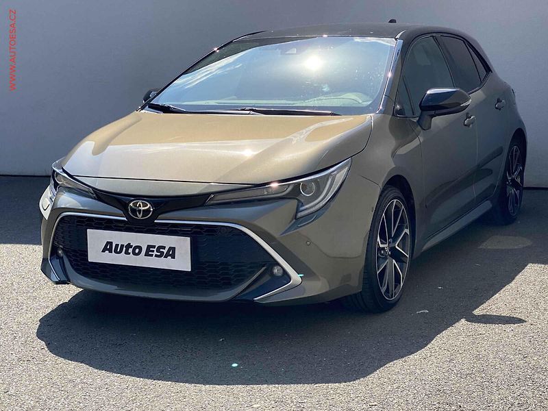 Toyota Corolla (2019) 1.2, 1.maj,ČR, Selection - fotka 3 z 20