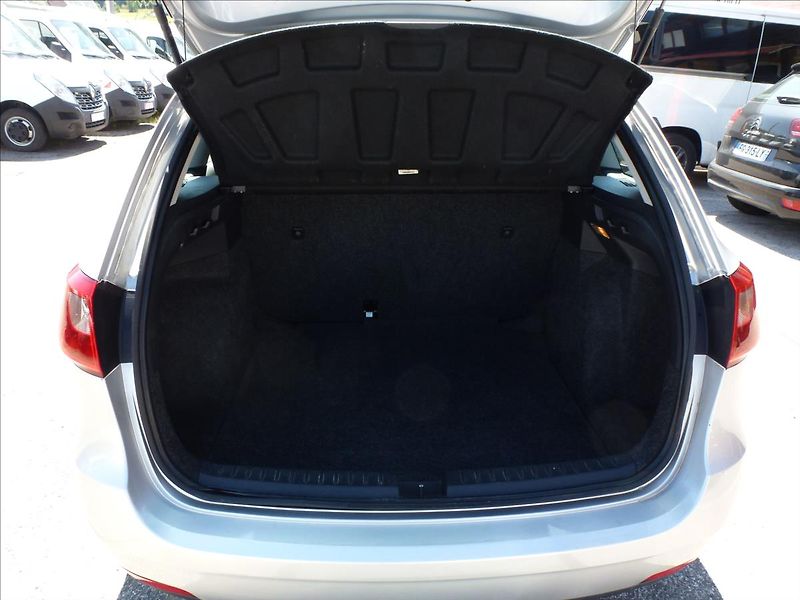 Seat Ibiza 1,2 TDI 3,4-3,9 l/100km  EcoMo - fotka 22 z 54