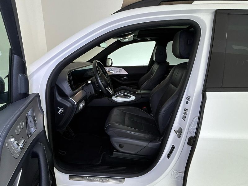 Mercedes-Benz GLE 400d 4MATIC - fotka 7 z 31