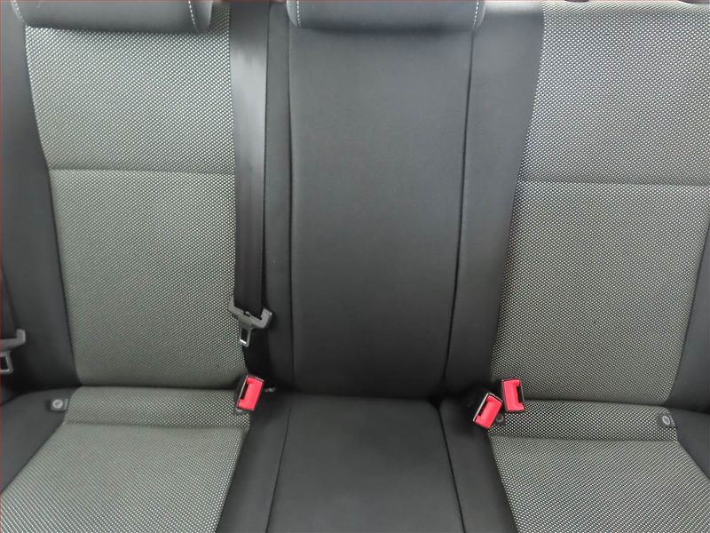 Škoda Fabia (2011) 1.2 TSI - fotka 10 z 14