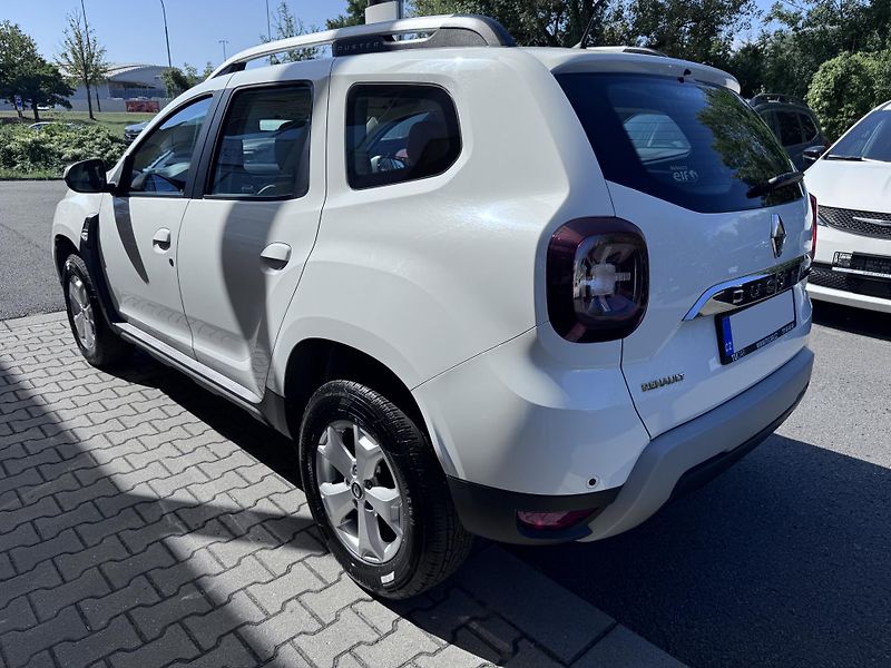 Dacia Duster 2,0 16V 4x4 - fotka 3 z 38