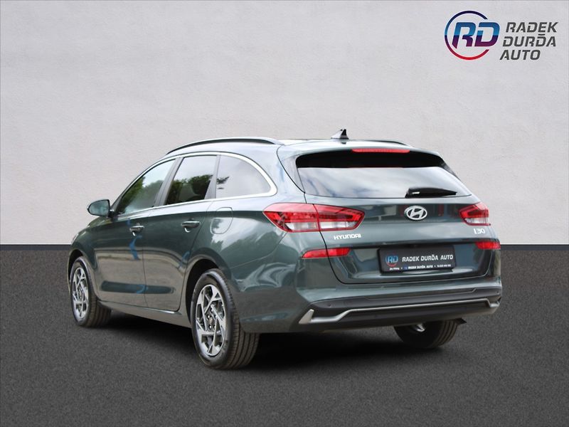 Hyundai i30 1,5 CVVT  ČR,1MAJ,ZÁRUKA,STYLE - fotka 7 z 32