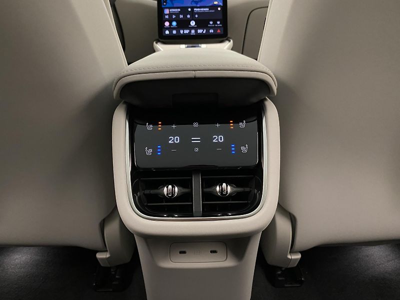 Volvo ES90 (2026) PURE ELECTRIC EXT.SINGLE ULTRA - fotka 69 z 69