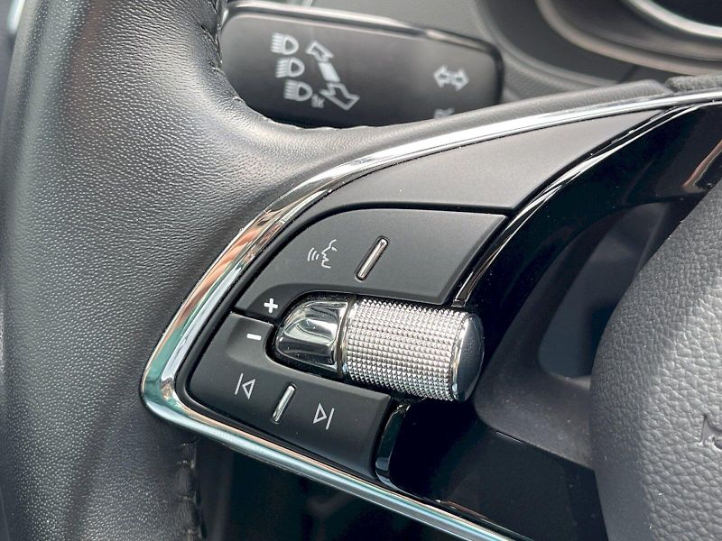 Škoda Fabia (2022) 1.0 TSI 70kW Ambition Plus Com - fotka 8 z 33