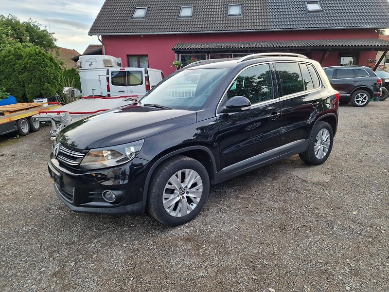 Volkswagen Tiguan 2,0TDI 4x4 LIFE NAVI TZ - fotografie inzerátu