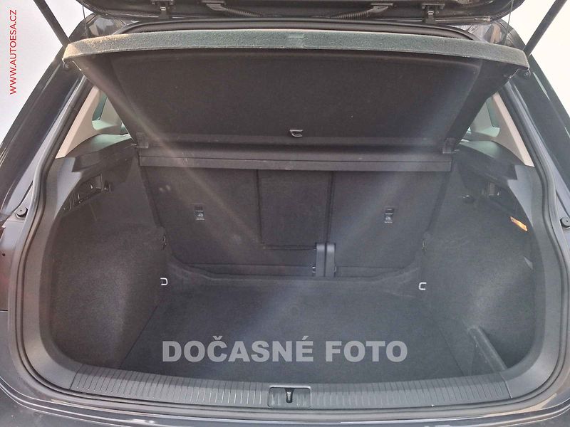 Volkswagen Tiguan (2021) 1.5 TSi, Life, DSG, kamera - fotka 7 z 17